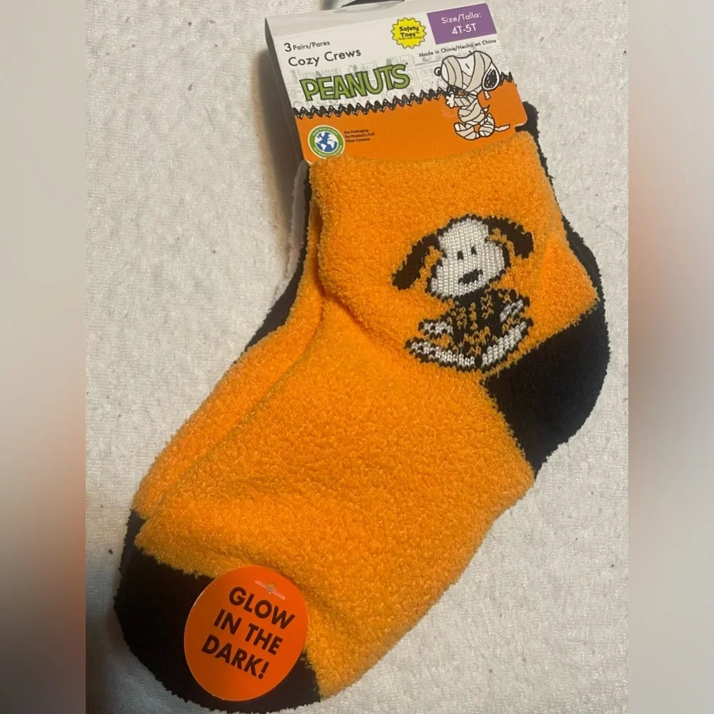 🔴3/$12 - Snoopy Halloween Themed Socks Set! Size 2T-3T‎
